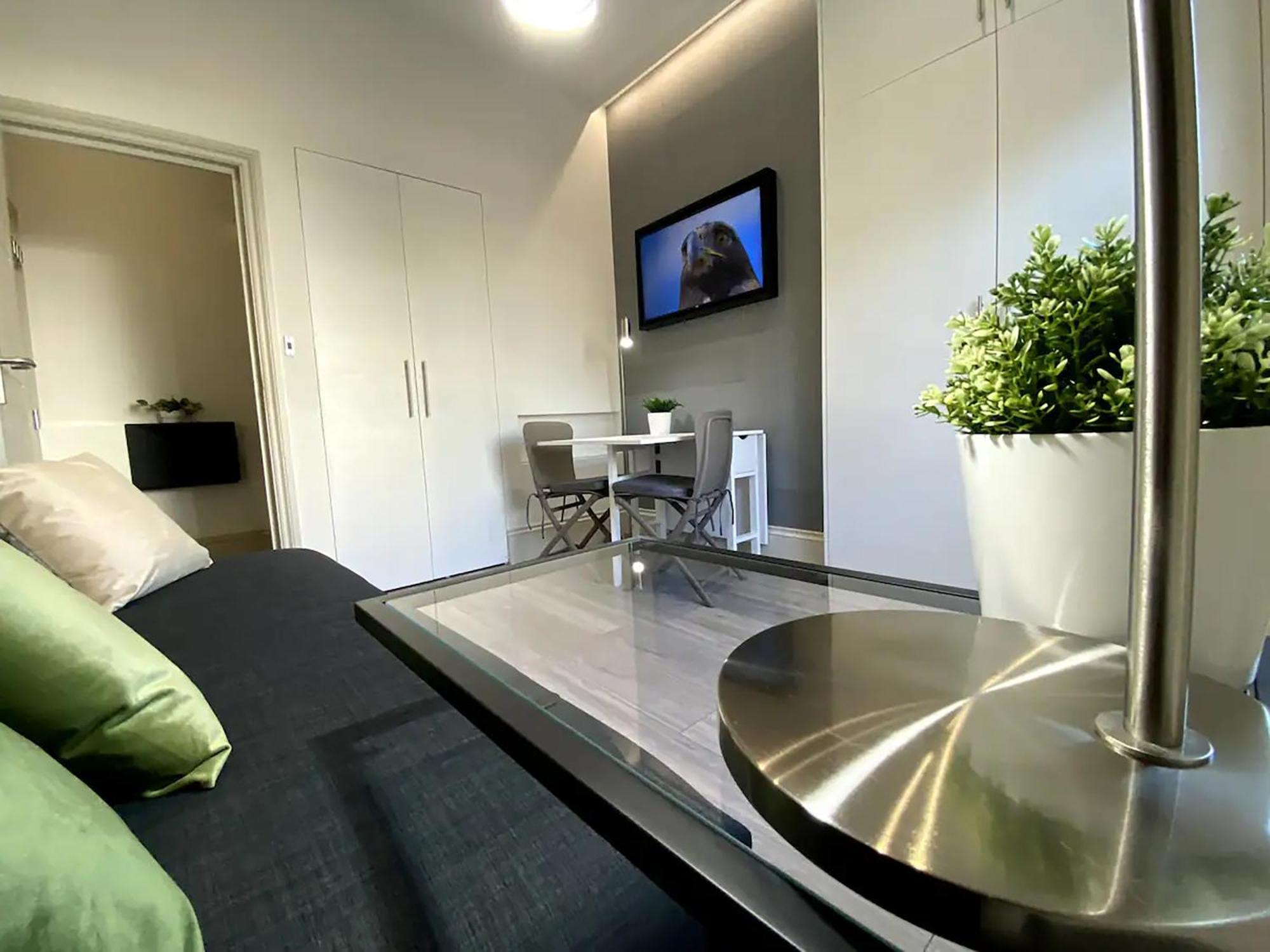 Apt 03 Beachside Beauty Central Studio Steps From Cafes Hove Extérieur photo