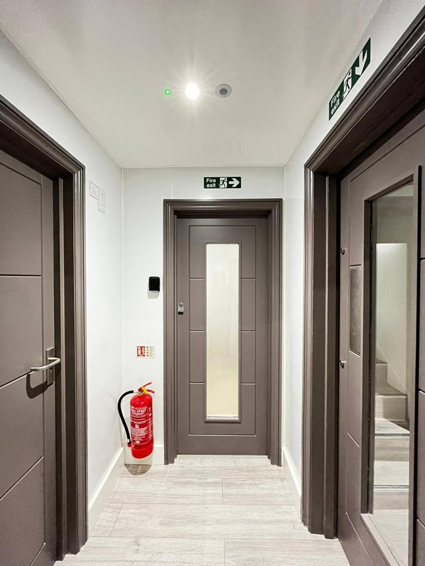 Apt 03 Beachside Beauty Central Studio Steps From Cafes Hove Extérieur photo