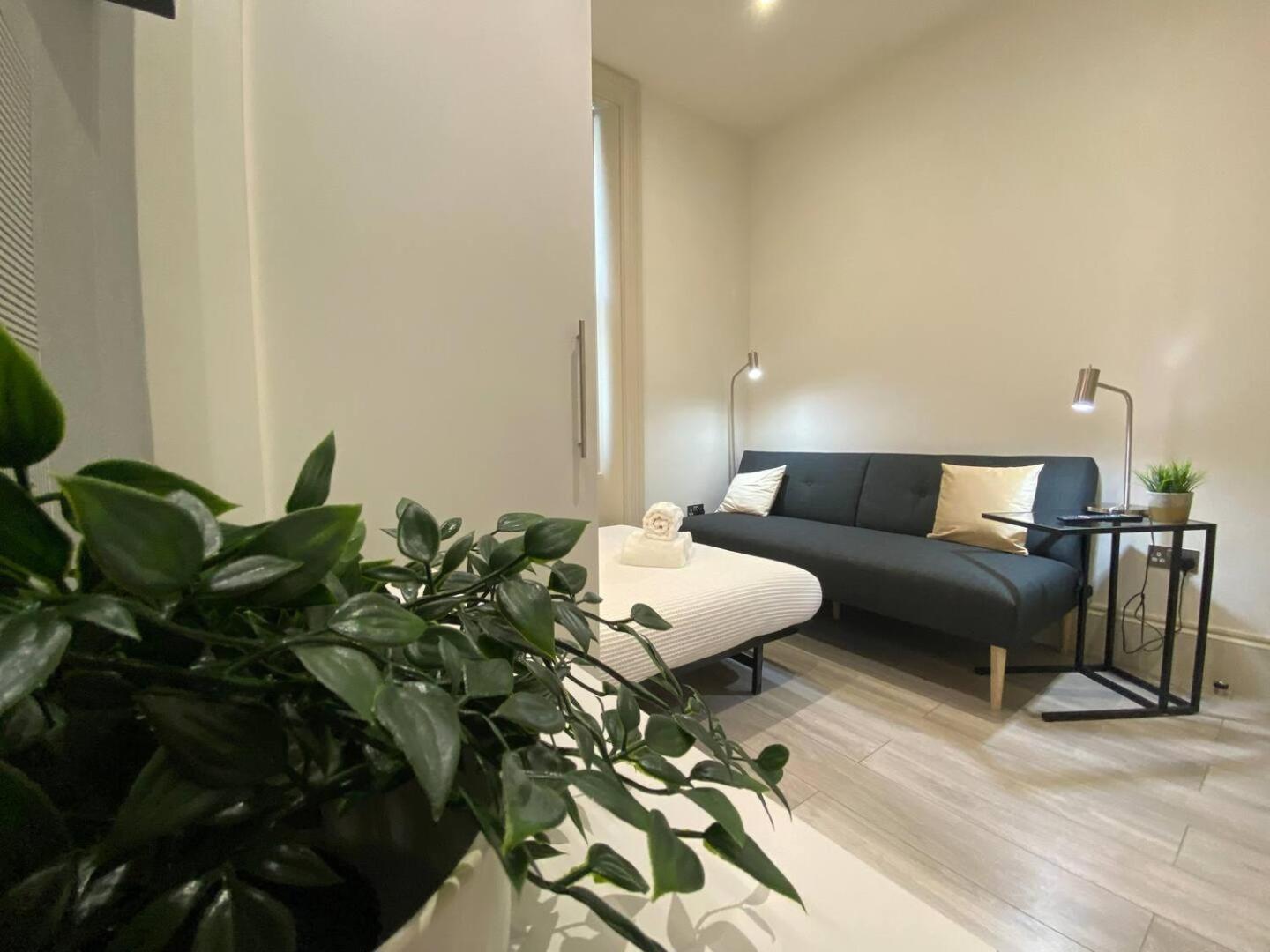 Apt 03 Beachside Beauty Central Studio Steps From Cafes Hove Extérieur photo